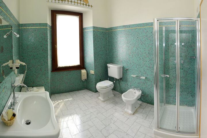 Room 29 of 54
