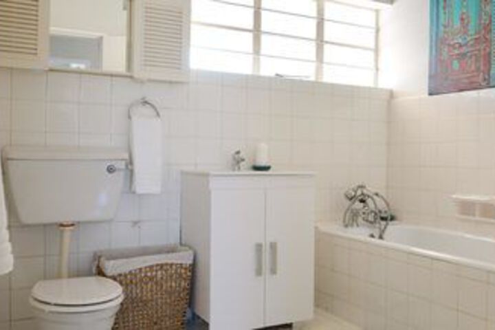 Room 4 of 14