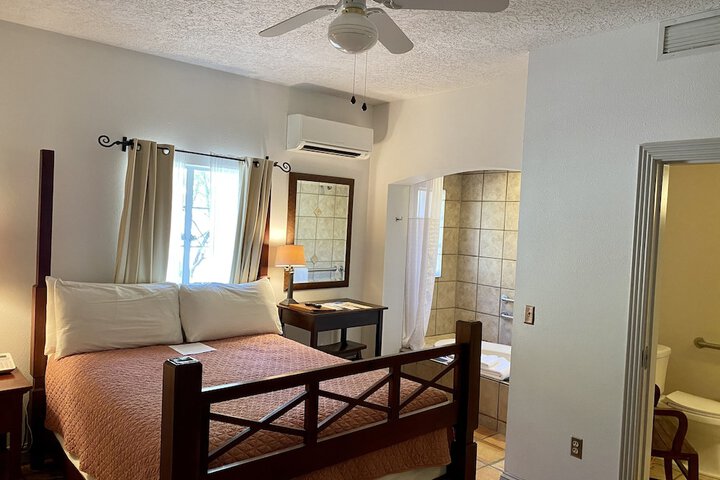 Room 4 of 49