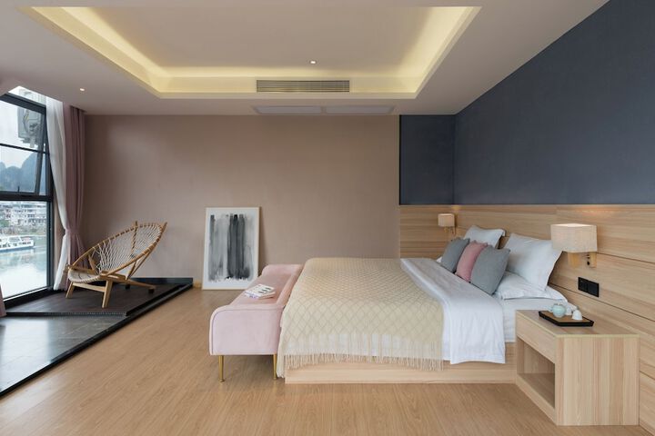 Room 42 of 126