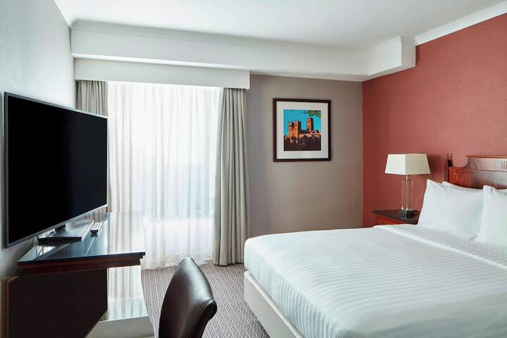 Room 5 of 39