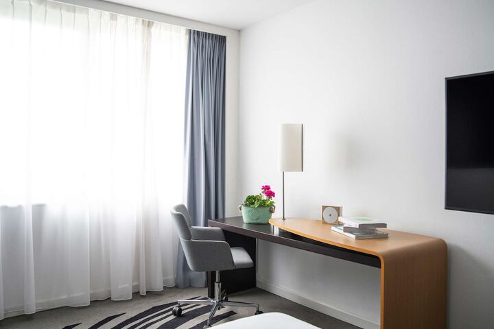 Room 29 of 156