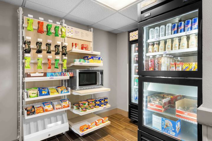 Snack bar