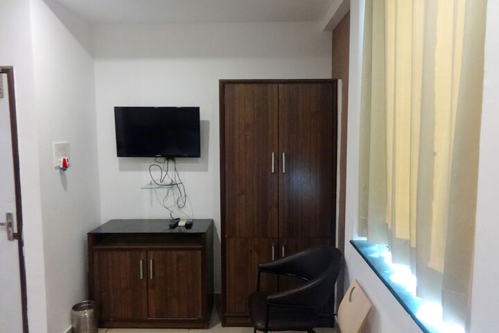 Room 19 of 53