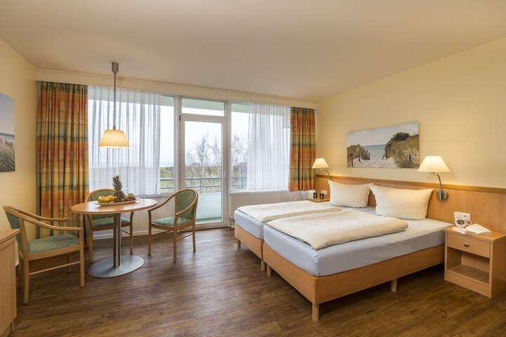 Room 16 of 156
