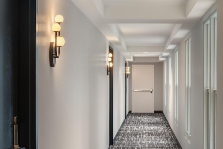 Room 17 of 62