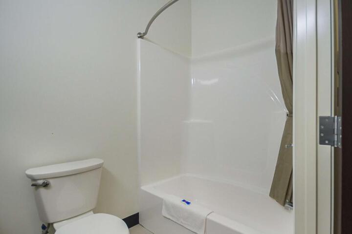 Photo 33