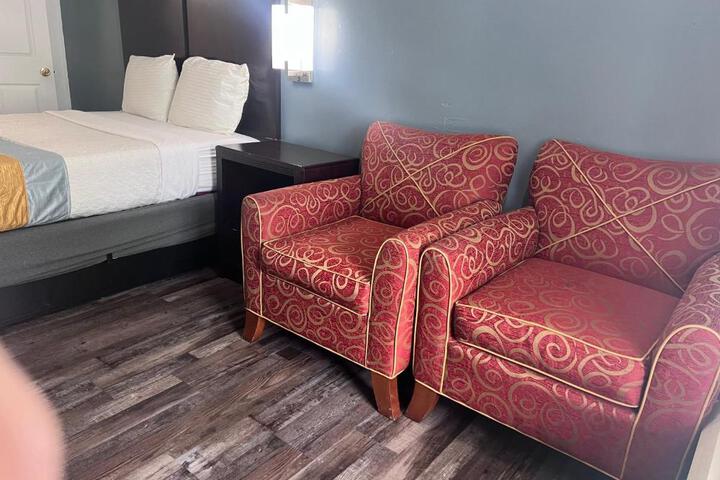 Double Room 2 Queen Beds (4 of 9)