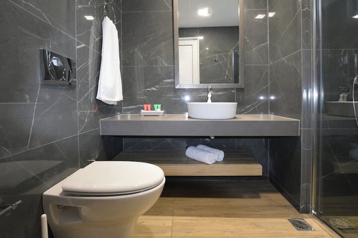 Bath Photo