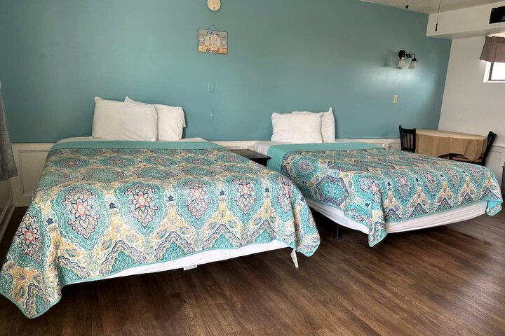 Room 11 of 22