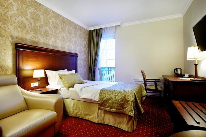 Room 14 of 41