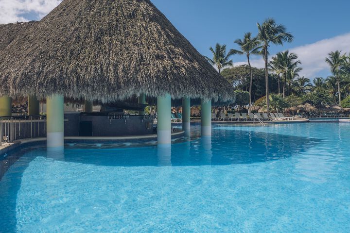 Pool 52 of 131