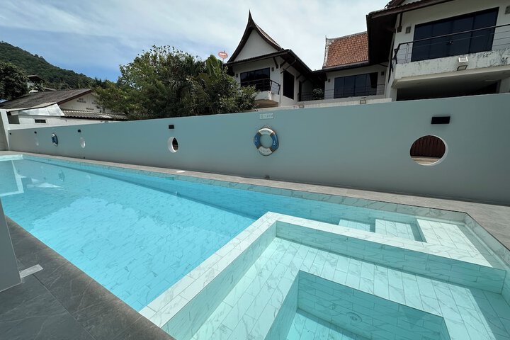 Pool 49 of 75