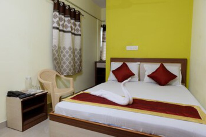 Room 16 of 50