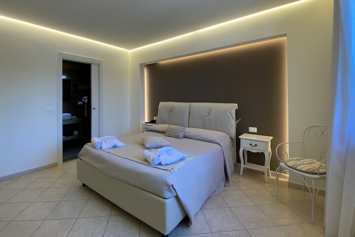 Room 15 of 125