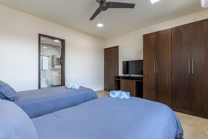 Room 6 of 41