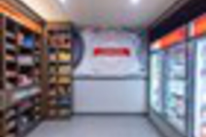 Snack bar