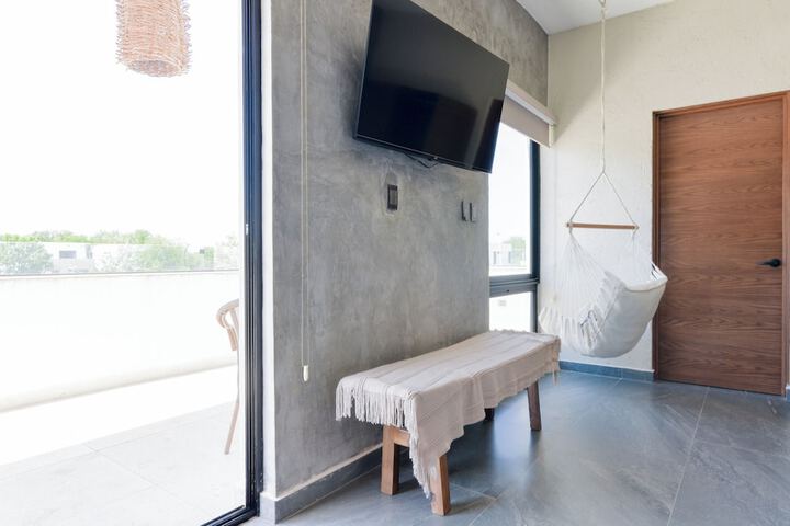 Room 11 of 148