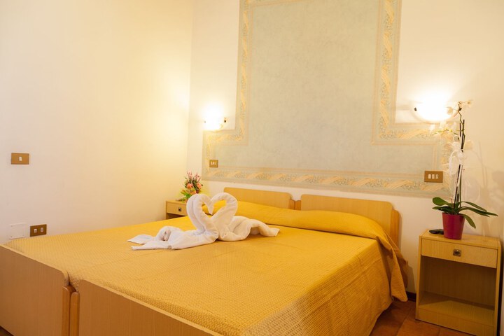 Room 6 of 59