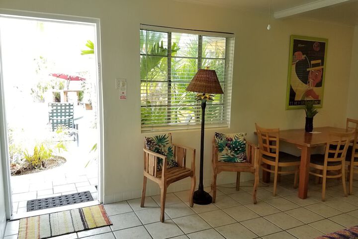 Room 153 of 218
