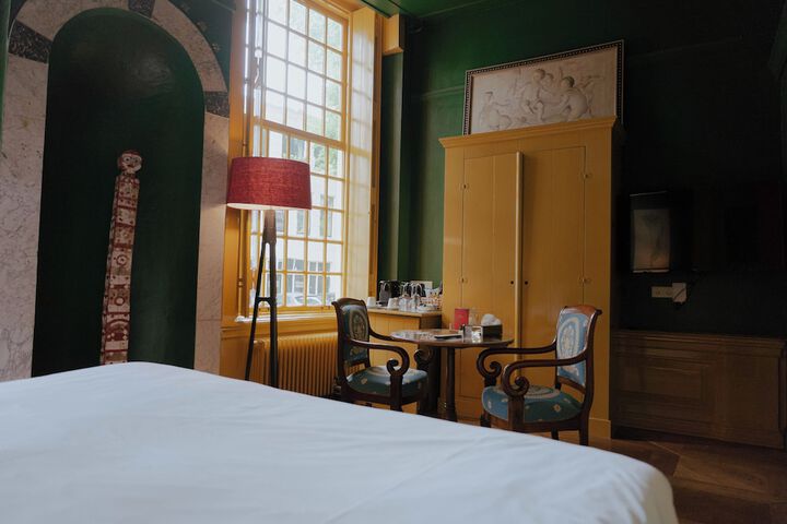 Room 17 of 57