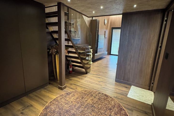 Room 21 of 55