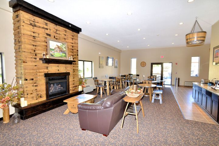 Hotel Interior 13 of 105