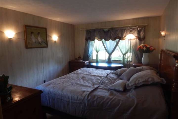 Room 12 of 46