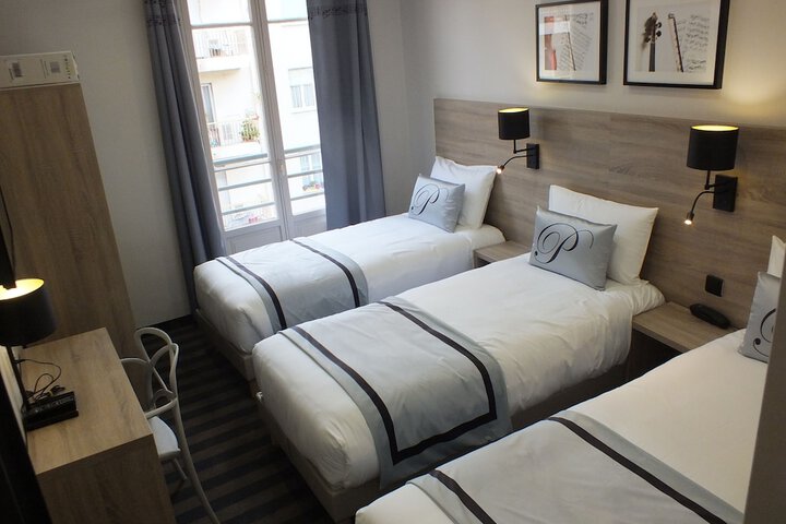Room 6 of 58