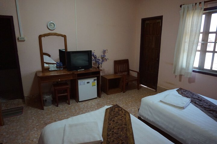 Room 6 of 61