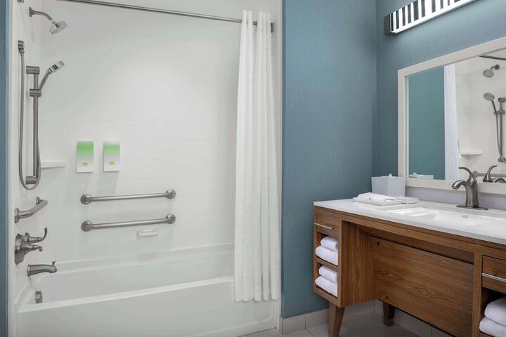 Bathroom shower