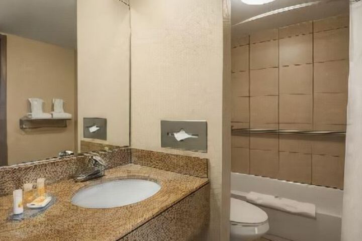 Days Inn Tampa / North of Busch Gardens