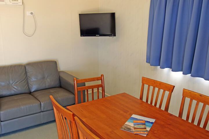 Room 10 of 22