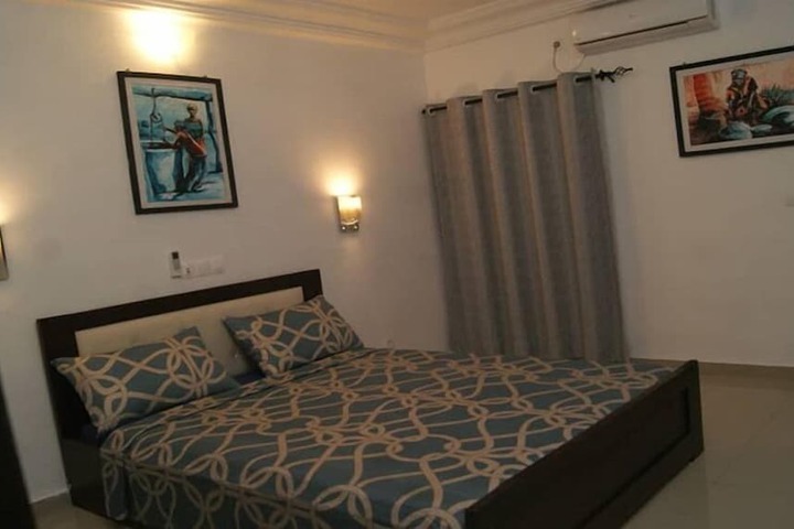 Room 13 of 67