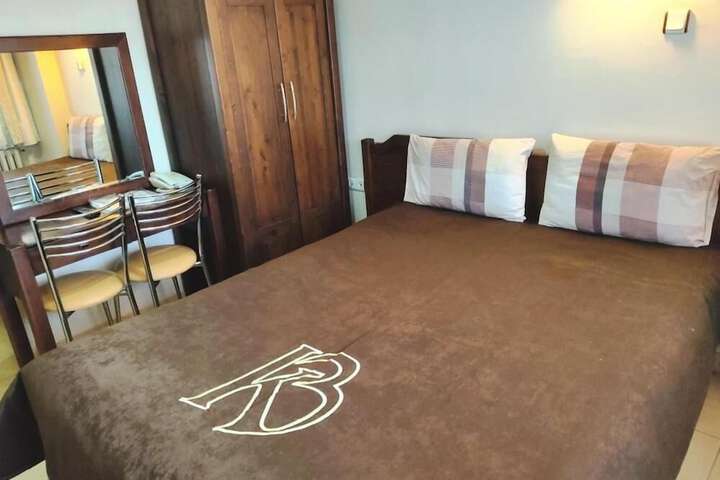 Room 16 of 61