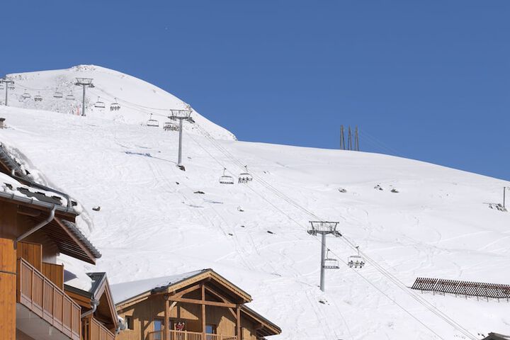 Skiing