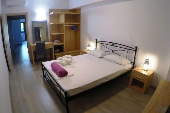 Room 29 of 54