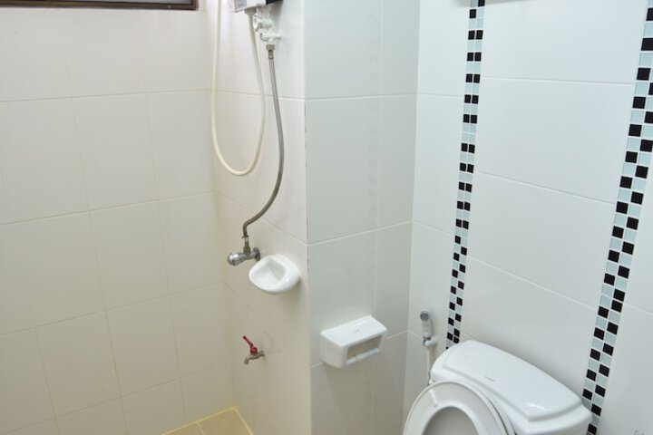 Room 7 of 17