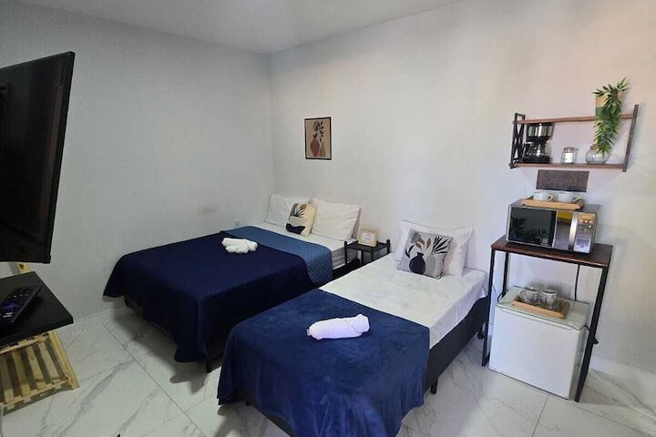 Room 8 of 28
