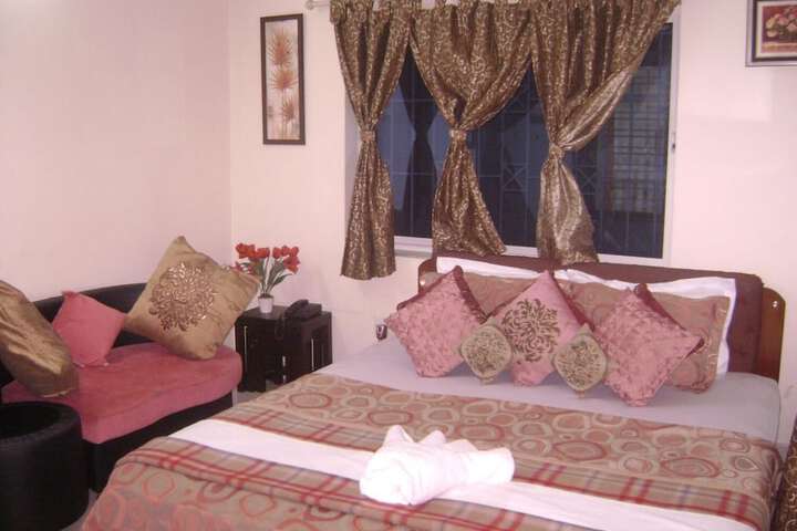 Room 8 of 24