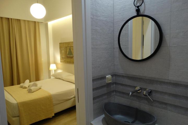 Room 42 of 43