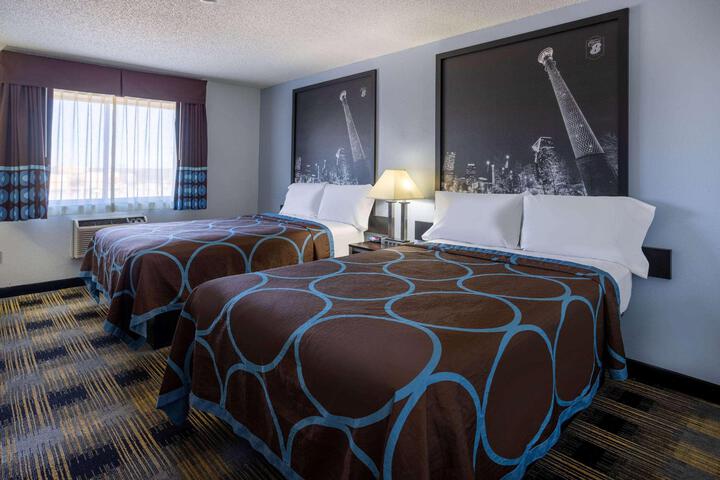Deluxe 2 Double Beds (2 of 6)