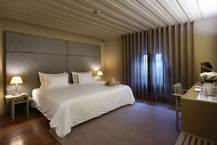 Room 17 of 51