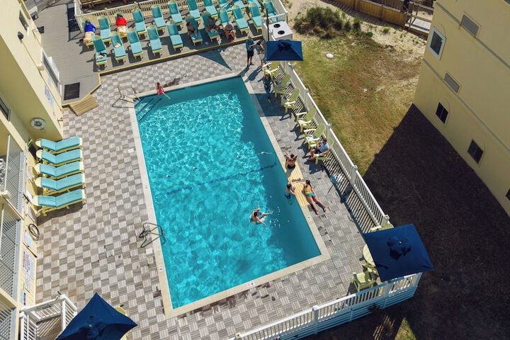 Pool 92 of 135