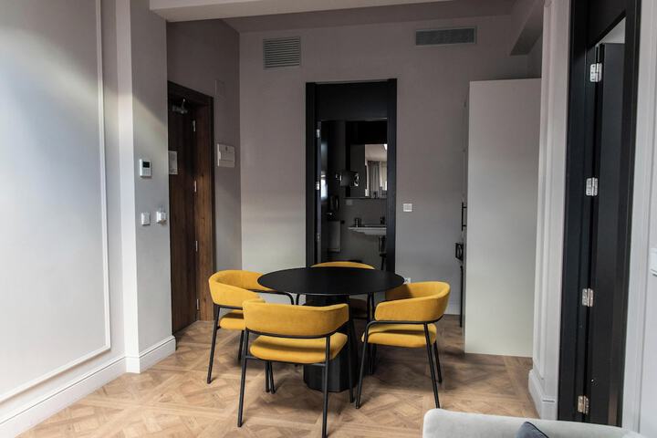 Room 21 of 56