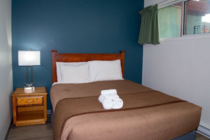 Room 10 of 61