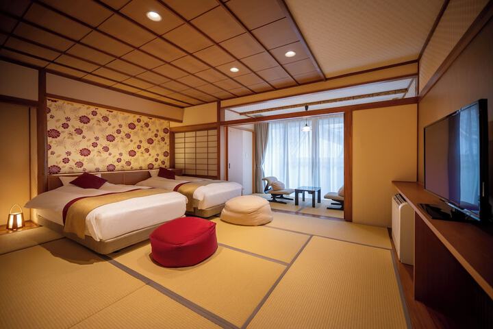 Room 13 of 44