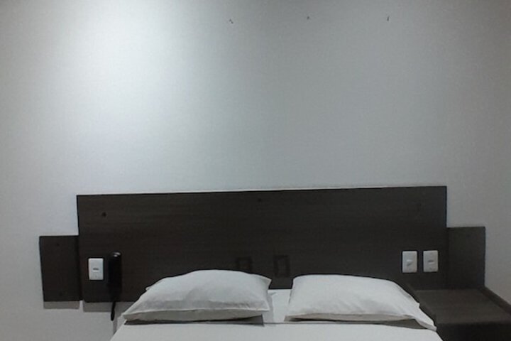 Room 34 of 47