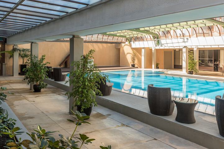 Pool 52 of 108