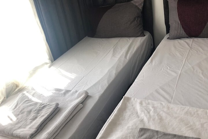Room 52 of 137